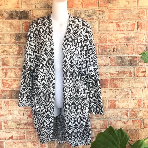 {H&M DIVIDED} Geometric Aztec Tribal Long Cardigan - Picture 11 of 11